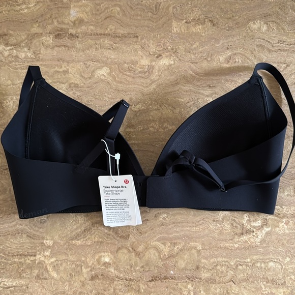 lululemon take Shape Bra 32C - Picture 2 of 6
